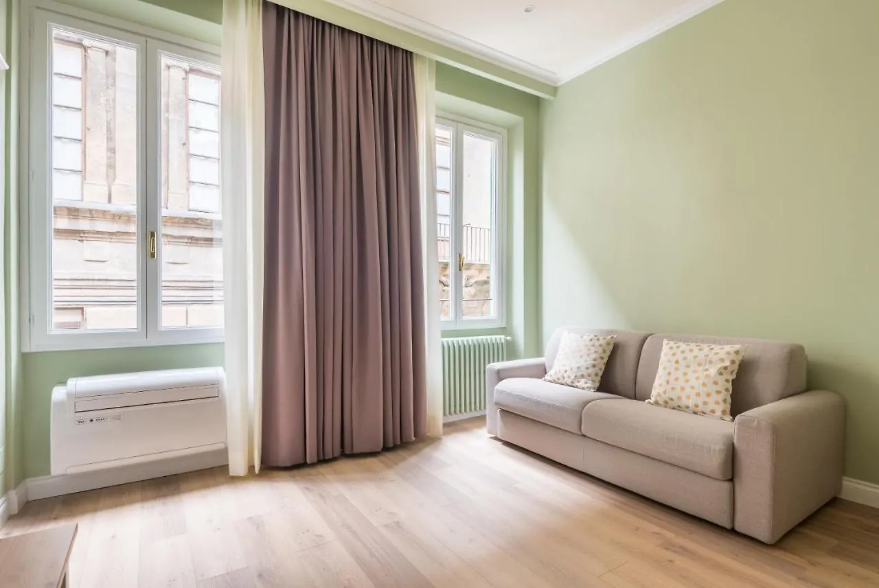 Elegant And Cozy Flat Heart Of Florence Italy